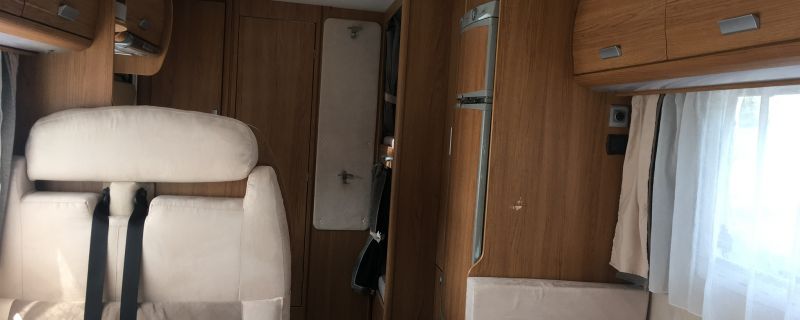 E1B683BB-F623-4634-904F-1A289113DAD9